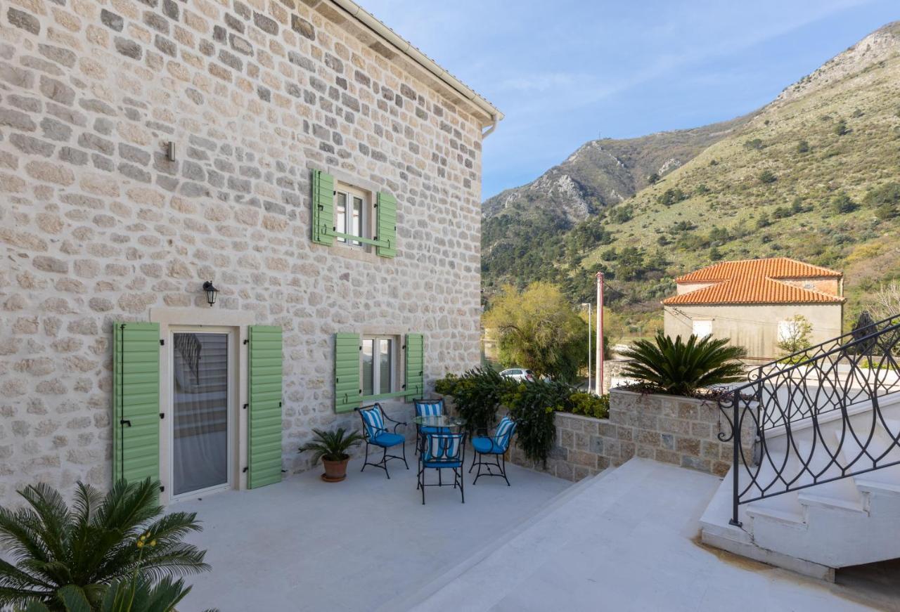Hotel Libertas Kotor Exterior foto